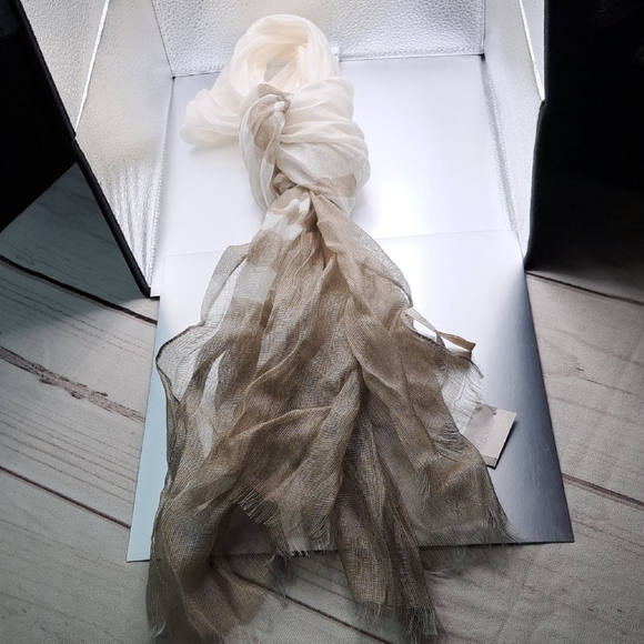 hazel Accessories - Chicos Hazel Coriander Taupe Lightweight Oblong Scarf